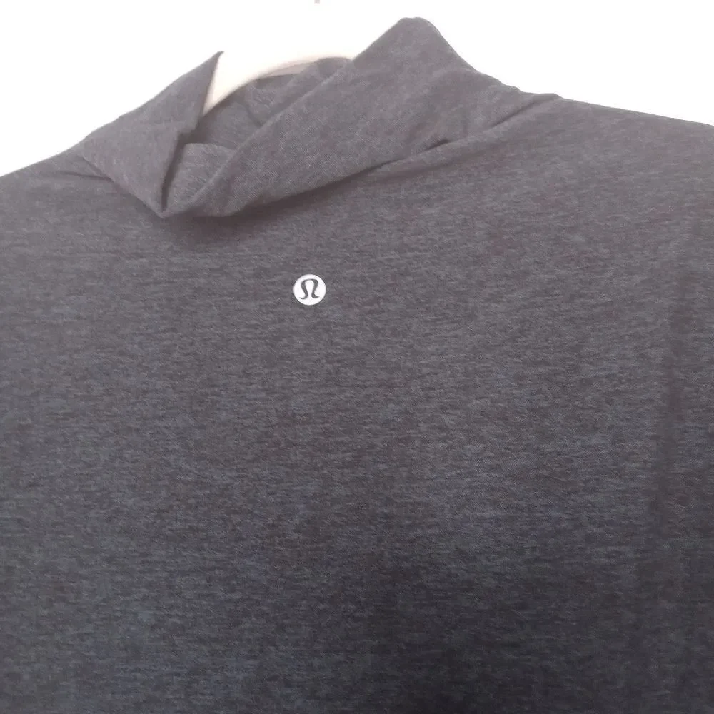 Lululemon moch neck long sleeve top size 6